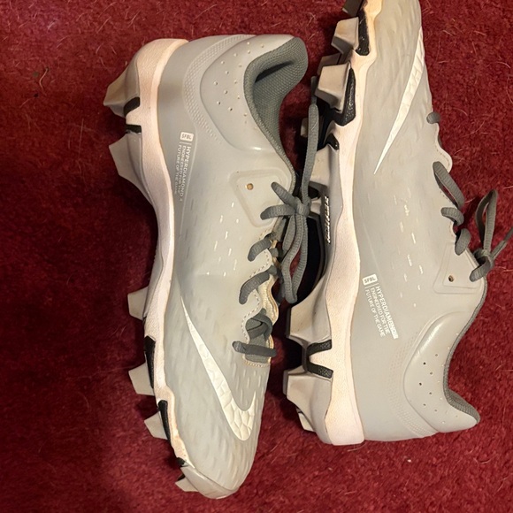 Nike Hyper-diamond Cleats for softball. - Picture 8 of 9